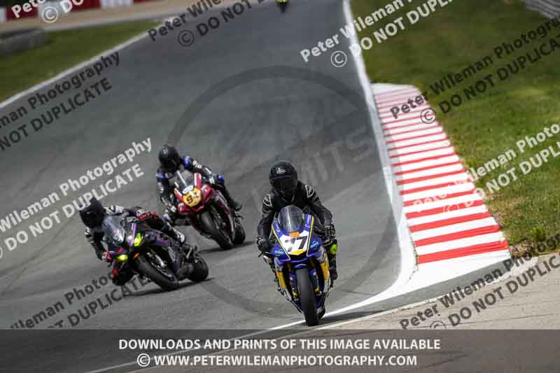 cadwell no limits trackday;cadwell park;cadwell park photographs;cadwell trackday photographs;enduro digital images;event digital images;eventdigitalimages;navarra;no limits trackdays;peter wileman photography;racing digital images;trackday digital images;trackday photos